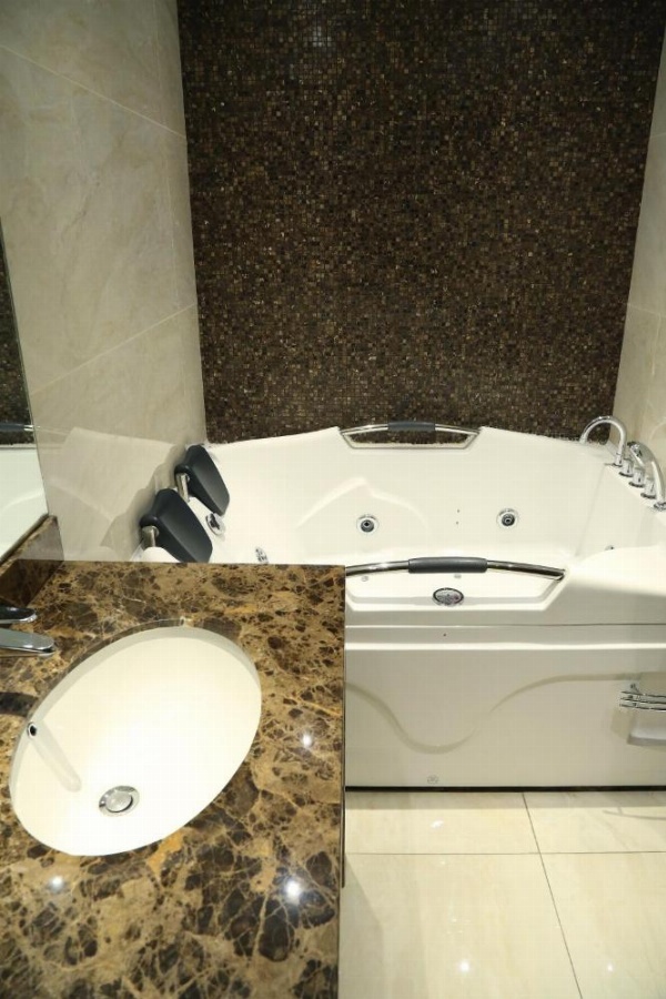 Verdun Suites Hotel image 17